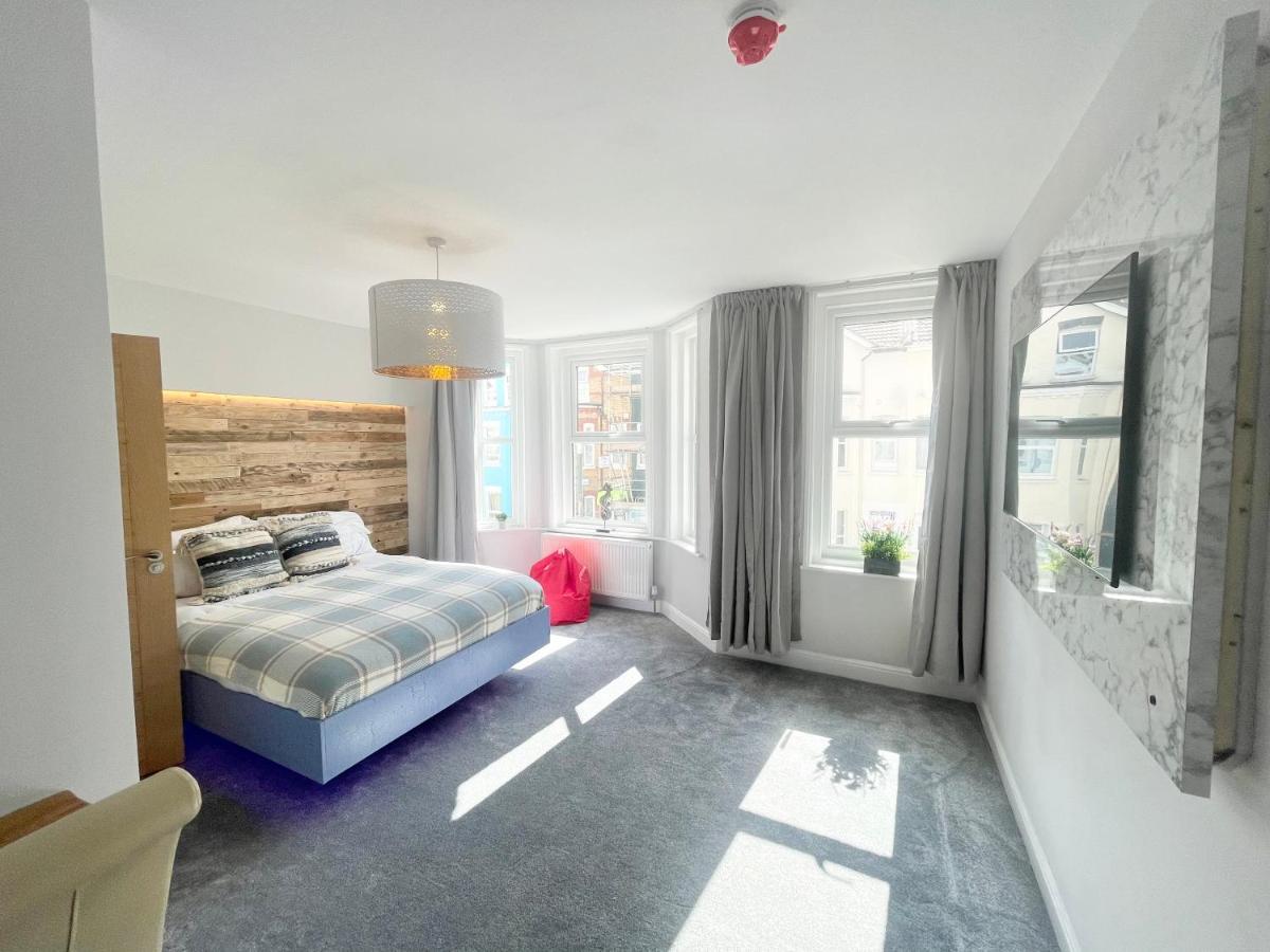 Cloud9 Guest House - By Coastline Retreats - Newly Renovated, Beautiful Ensuite Rooms Near Seafront In Town Centre, Netflix, Superfast Wifi, Communal Kitchen Bournemouth Exterior photo